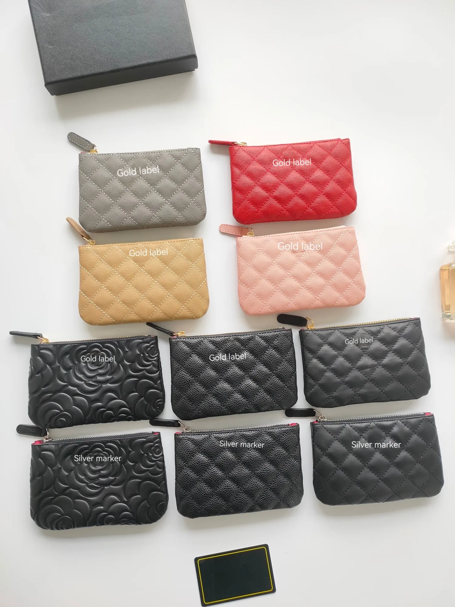 Top-Designer-Klassiker-Geldbörse mit Cc-Kreditkartenclip aus Leder und Lederbeschlägen mit Reißverschluss