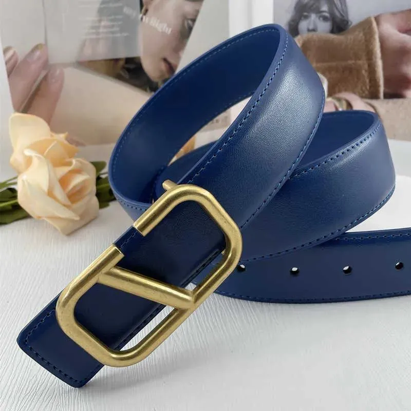 Bälten Kvinnlig designerbälte Navy Big V Cowhide Belt Women Rekommendation Cintura V äkta lädermidja Bältesförlängning