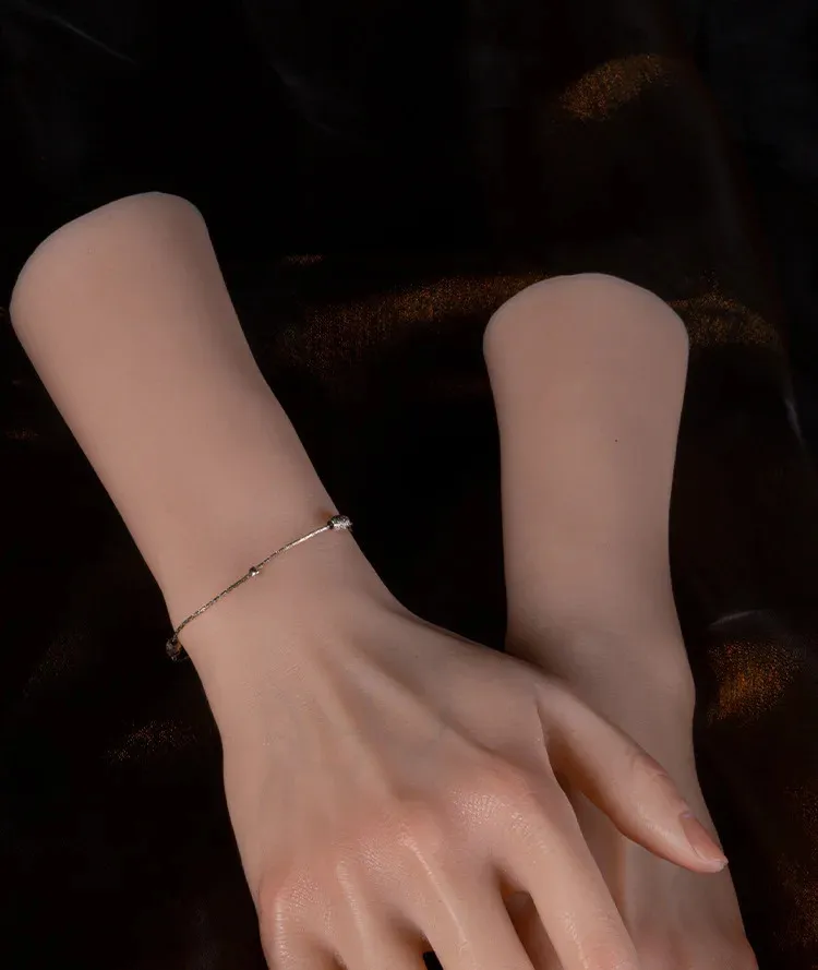 Realistic Female Mannequin Hand For Nail Art Practice Silicone Hand ...
