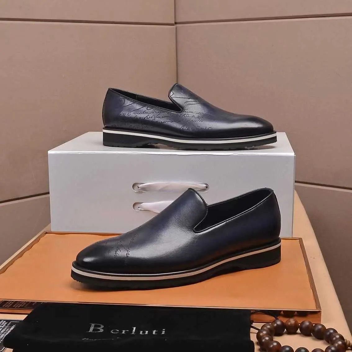 Mens Berluti Black and Gold leather dress shoes Designer Berluti Mens Dress Shoes Leather Cow Leather Insole  main image 3