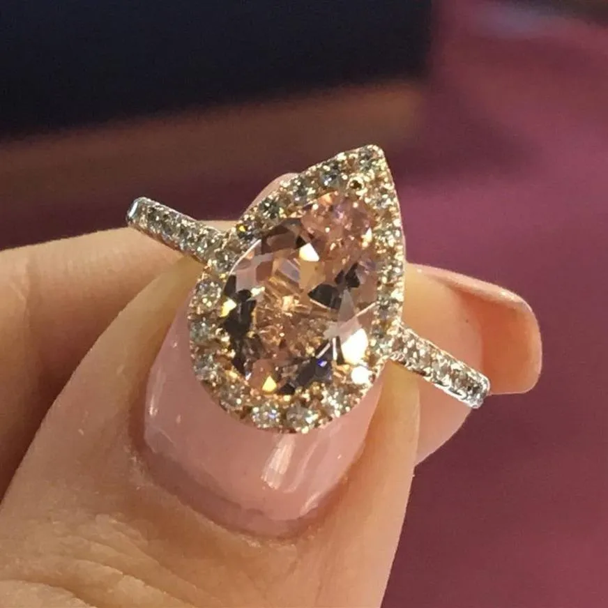 Vecalon Luxe Vrouwelijke Grote Roze Stenen Ring Mode Rose Gouden Sieraden Kristal Zirkoon Water Drop Ring Vintage Trouwringen Voor vrouwen228s