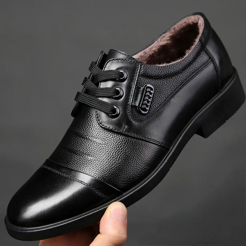 Winter Men Genuine Leather Formal Business Shoes Male Office Work Oxfords Brand Plush Party Wedding Anniversary Shoe Man Loafers 231227