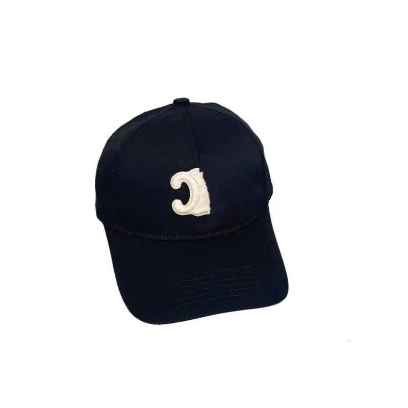 Cappellini da baseball Cappellini da baseball Fashion Designer menshat berretto da baseball da donna Celins s cappelli aderenti lettera estate snapback parasole sport ricamo casquette cappelli da spiaggia di lusso R