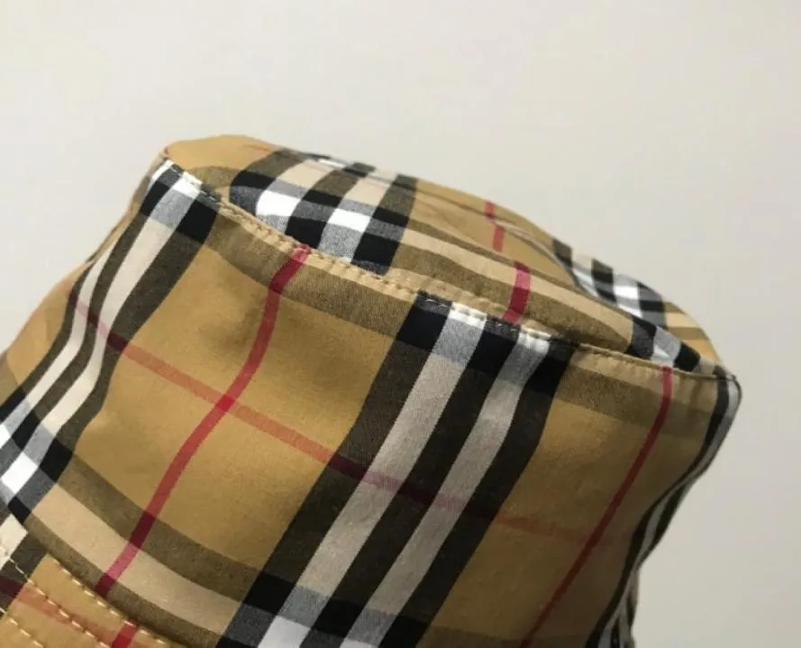 Luxury Plush Plaid Bucket Hat Designer Cap Fisherman Hats Autumn Winter Caps Fashion Stingy Brim Casual Fitted Sunhat7961348