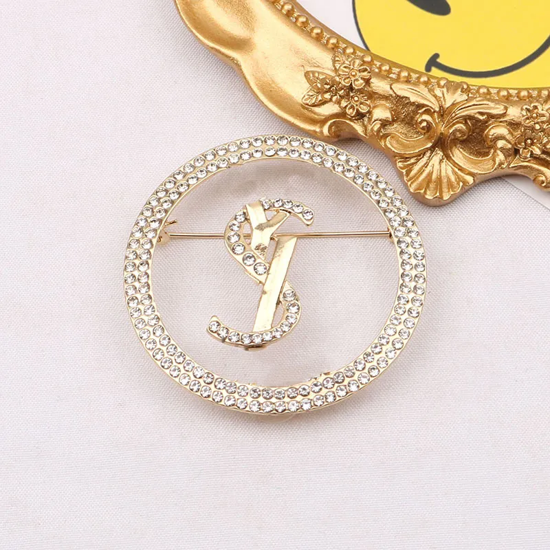 Fashion Korean Simple Styles Crystal Rhinestone Brooch C Letters Full