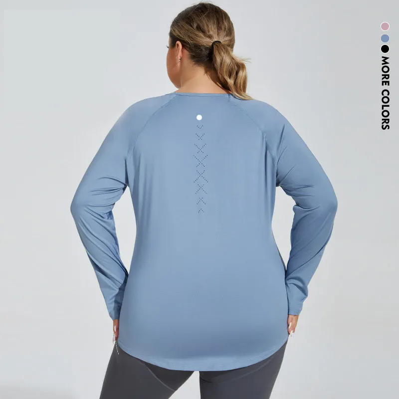 Plus Size Fitness Clothes: Loose Fit Yoga Top Long Sleeve Workout
