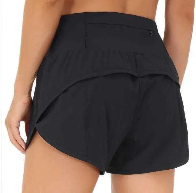 LU-18 Sports à séchage rapide Shorts chauds Hoty Fitness Casual Fitness Fitness Fausse de yoga à deux pièces Lega de yoga en cours de golf Pant