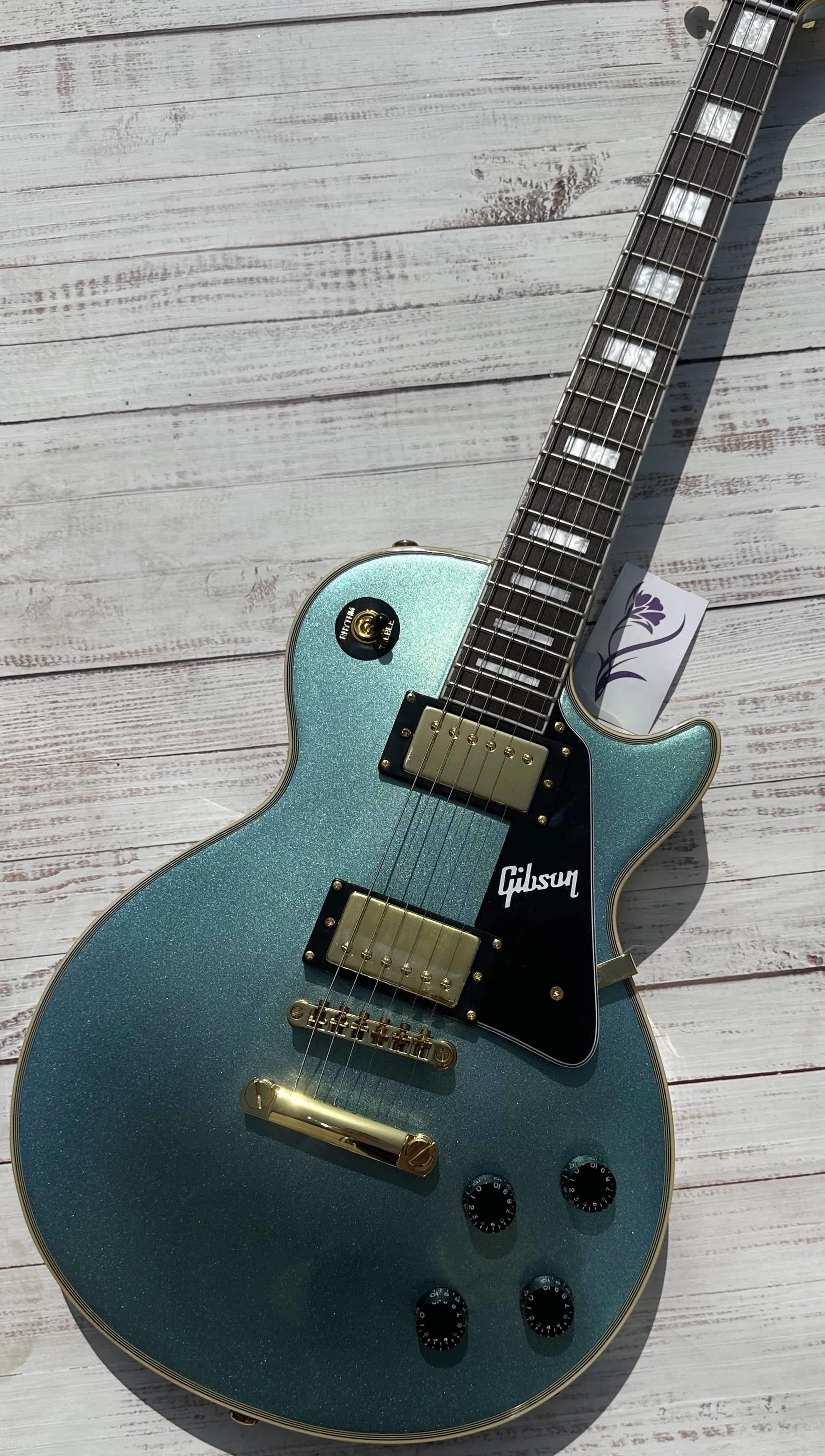 Guitarra elétrica personalizada, Caston Pelham, azul de corpo inteiro, acessórios dourados e sintonizadores, pacote de raios