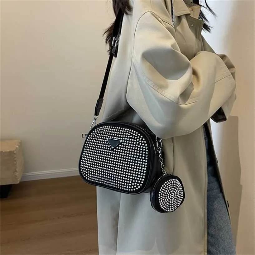 18% KORTING Designer tas Kleine geurige wind Heldere diamant Enkele schouder Nieuwe mode Veelzijdige grote capaciteit Crossbody damestas