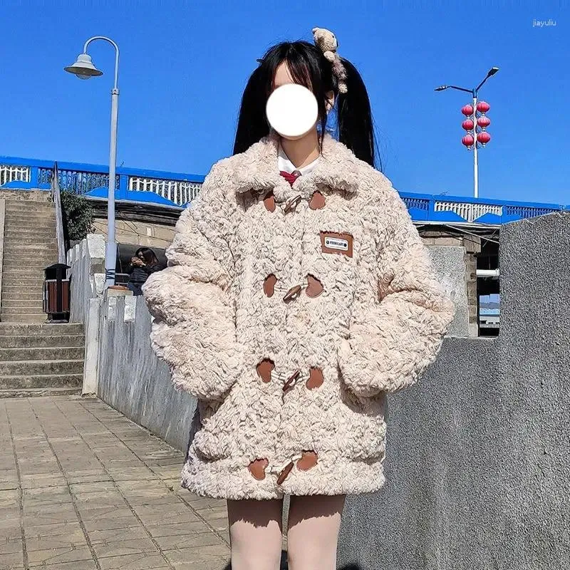女性用ジャケット女性のための冬の毛皮コート2023韓国スタイルの肥厚ミッドレングス暖かいアウターウェア模倣ラムウールコットン