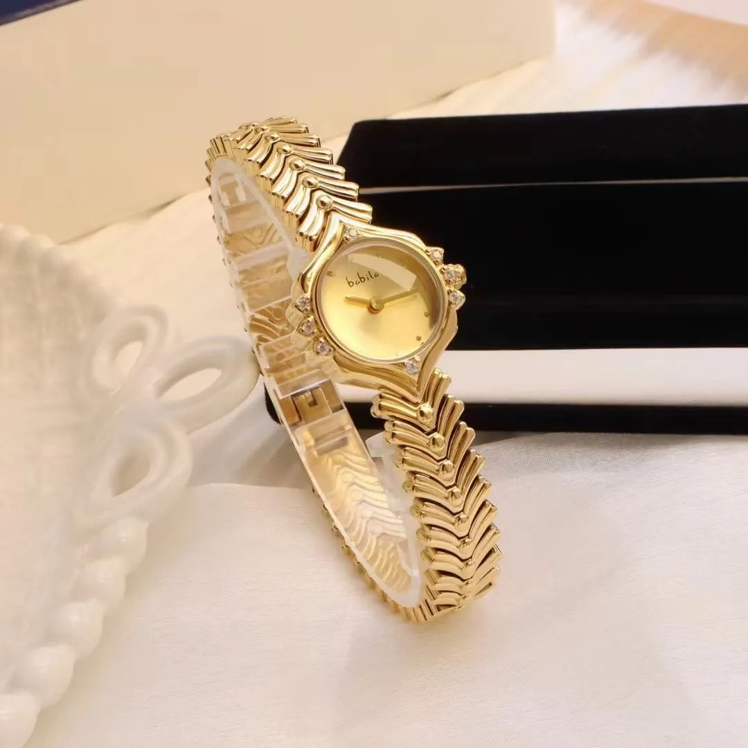 Designer-Armbanduhren, neue Goldfarbe, wasserdicht, runder Kreis, Retro-Quarz-Uhrwerk, elegant für Frauen, Datum, Geschenk, Party