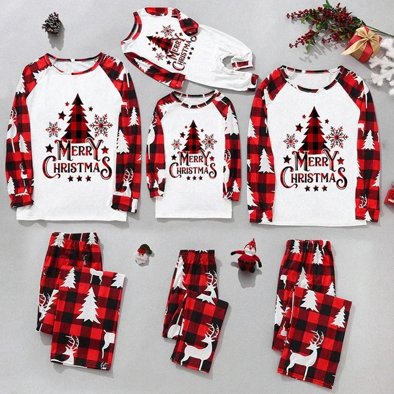 Xmas Family Look Pigiama Babbo Natale Patchwork Buon Natale Madre Figlia Abiti coordinati Casual Morbidi indumenti da notte 231226