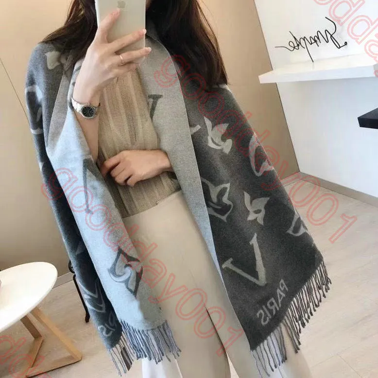 Design Woman Cashmere Scarf the Ultimate Scarf Winter Scarves Ladies Shawls Big Letter Mönster Ull Landskap Animal Tryck Pashminas On the Edge Monogrames Shawl 12