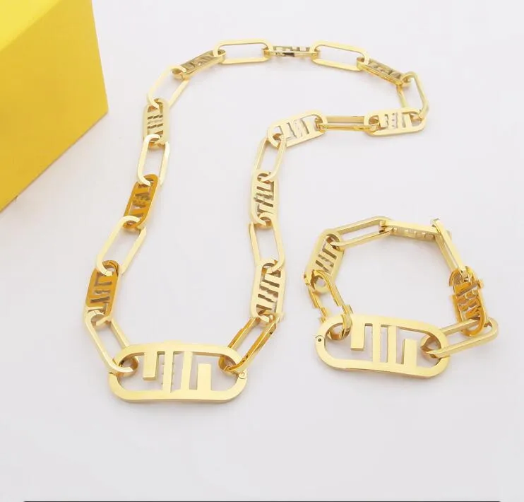 Designer Men Lady Women Bracelet Earrings Necklace Titanium Steel Hollow Out Double F Letter 18K Gold Thick Chain Ear studs Luxurious Jewelry Sets HN