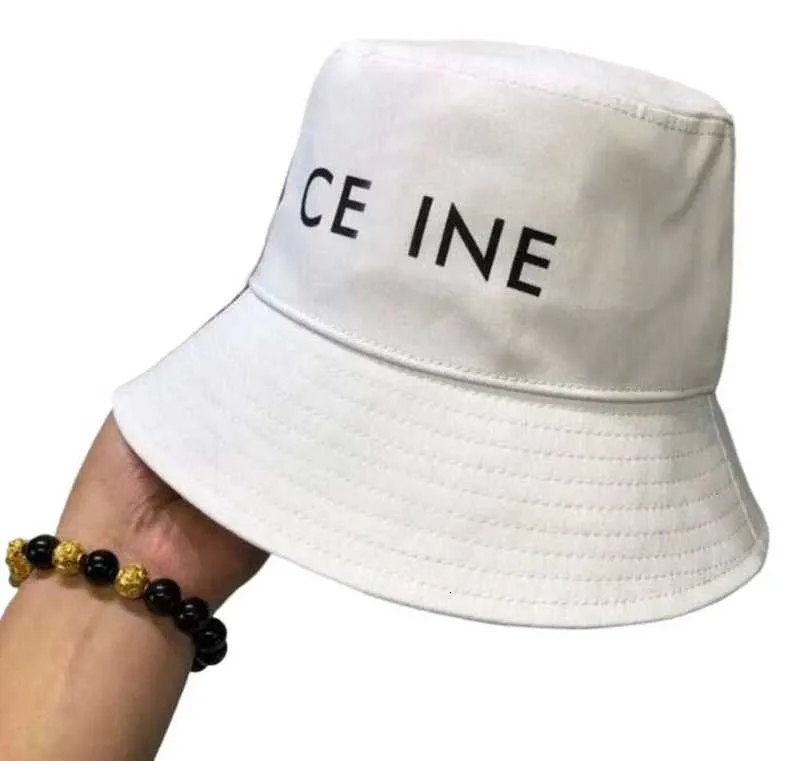 Ball Caps Fashion Mens Designer Hat Womens Baseball Cap Celins Sited Hats Письмо лето Snapback Sunshade Sport Emelcodery Cacquette Beach Luxury Hats Gorra4889