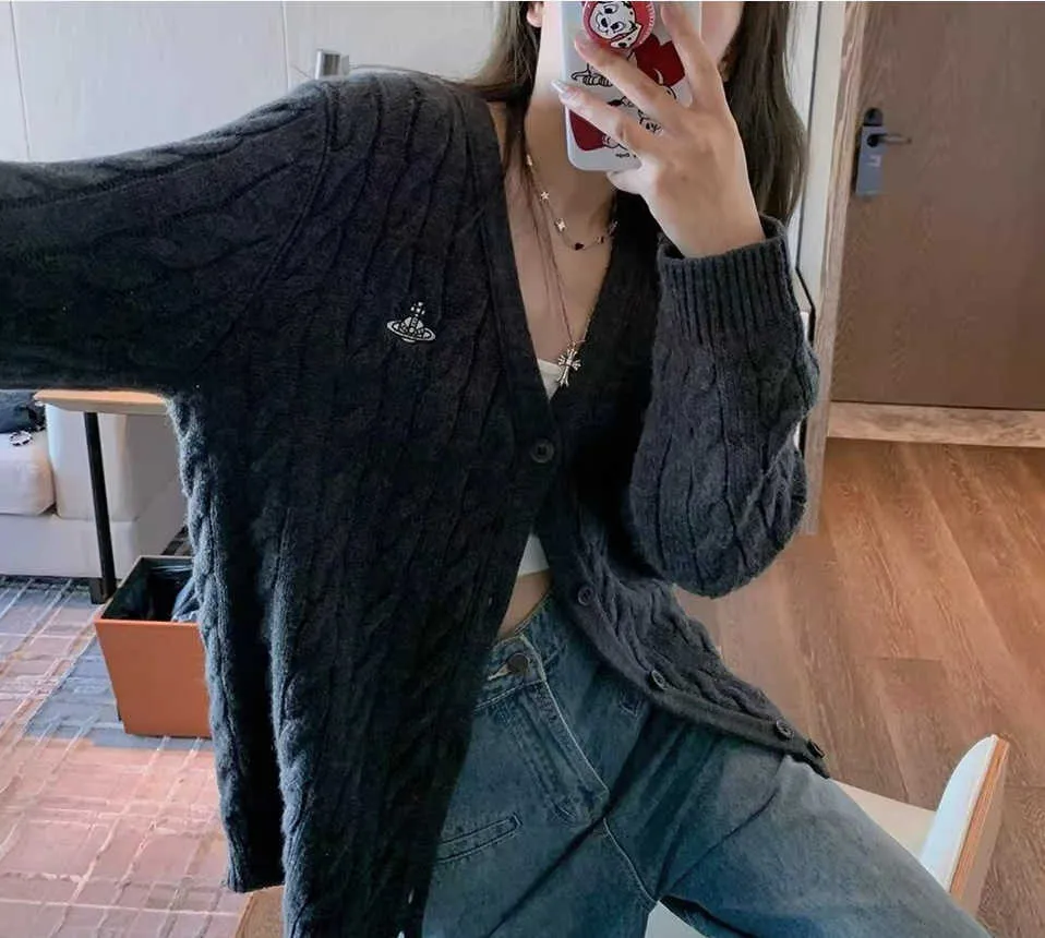 Autumn and Winter New Cashmere Cardigan Women's Knitted Vneck Loose Slim Embroidery Academy Style Large Wool Sweater Coat