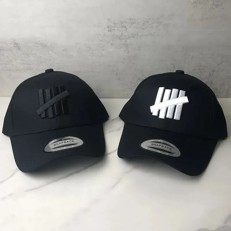 Mode Undefeated Five Bar Hard Top Baseball Cap Trend Buchstaben Stickerei Handwerk Lässig Unisex Verstellbare Entenzunge Hut 231228