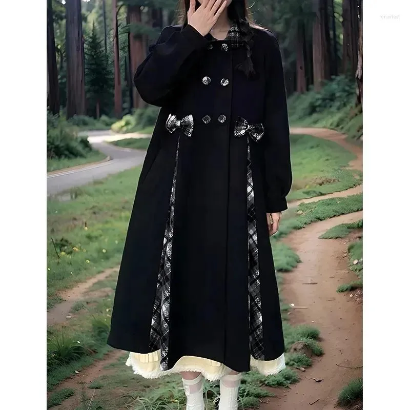 Casual klänningar 2023 Black Coat Doll Collar Plaid Fall och Winter Bow Girl Loose Thin Medium Längd ullkvinna