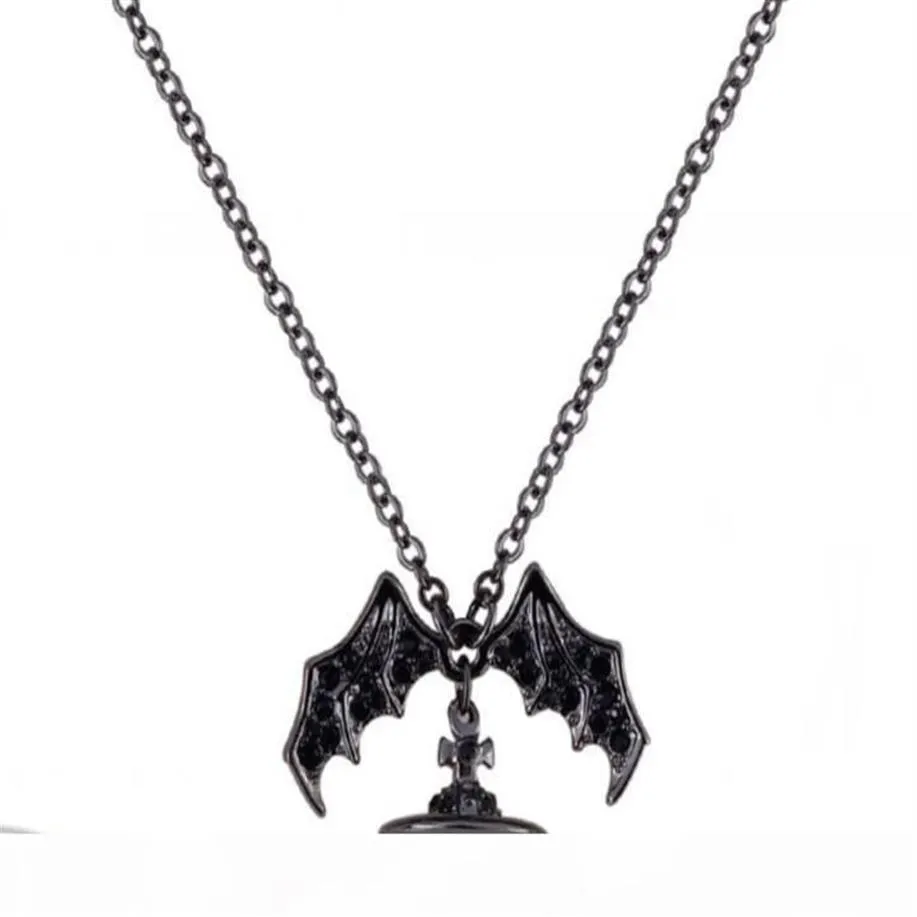 Queen Mother Demon Evil Titanium Black Wings Diamond Saturn Necklace Super Cool Punk Bat337S