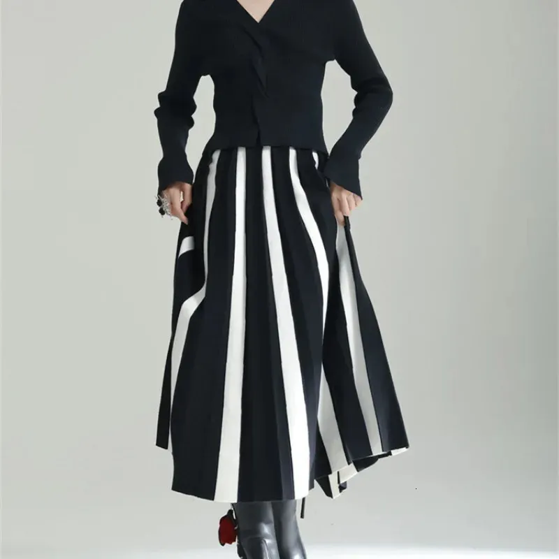 Moda Vintage Örgü Büyük Salıncak Pileli Uzun Etekler Kadınlar için Yüksek Bel Sonbahar Kış Patchwork A-Line Etek Kore Stili 231228