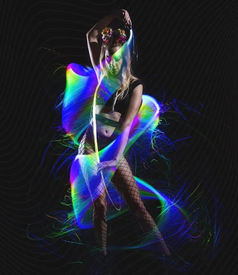 Programlanabilir LED Fiber Optik Kırbaç 70inch 360 ° döner süper parlak aydınlatma Rave oyuncak EDM Pixel Flow Dantel Dans Festivali9576609