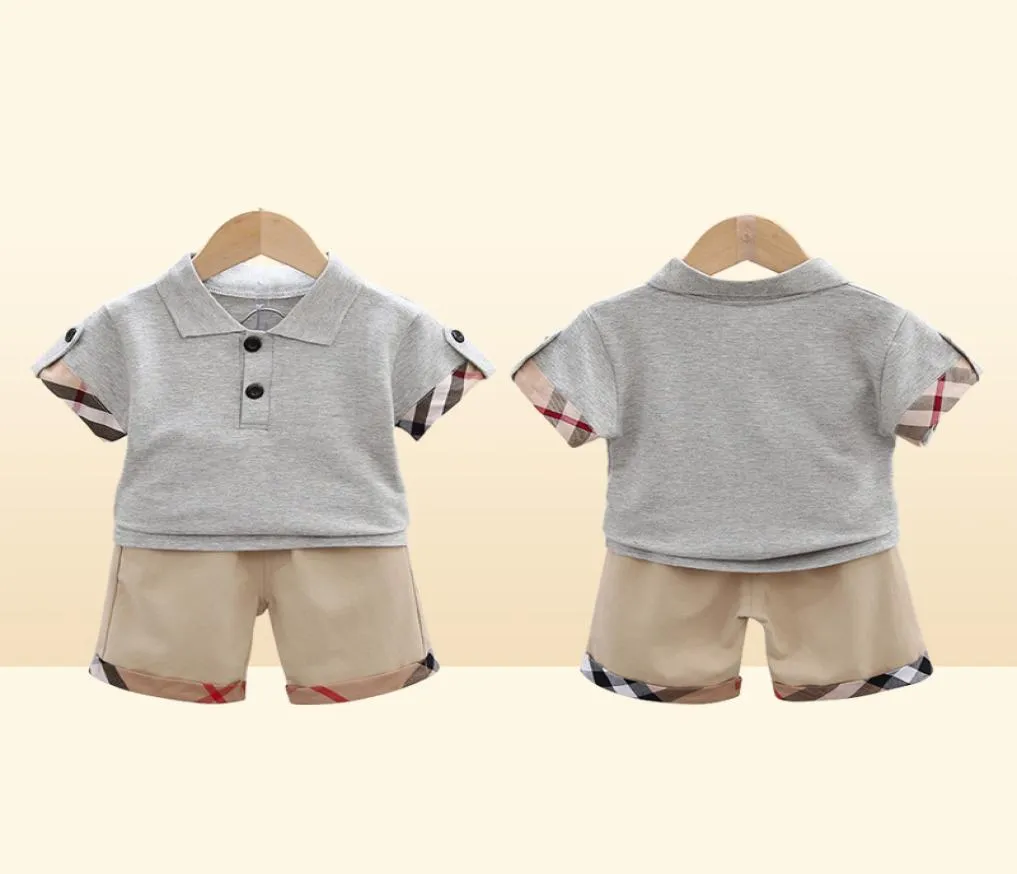 2 pezzi Set di vestiti estivi per ragazzi Camicie di moda Pantaloncini Abiti per tute da neonato per 0-5 anni9393635