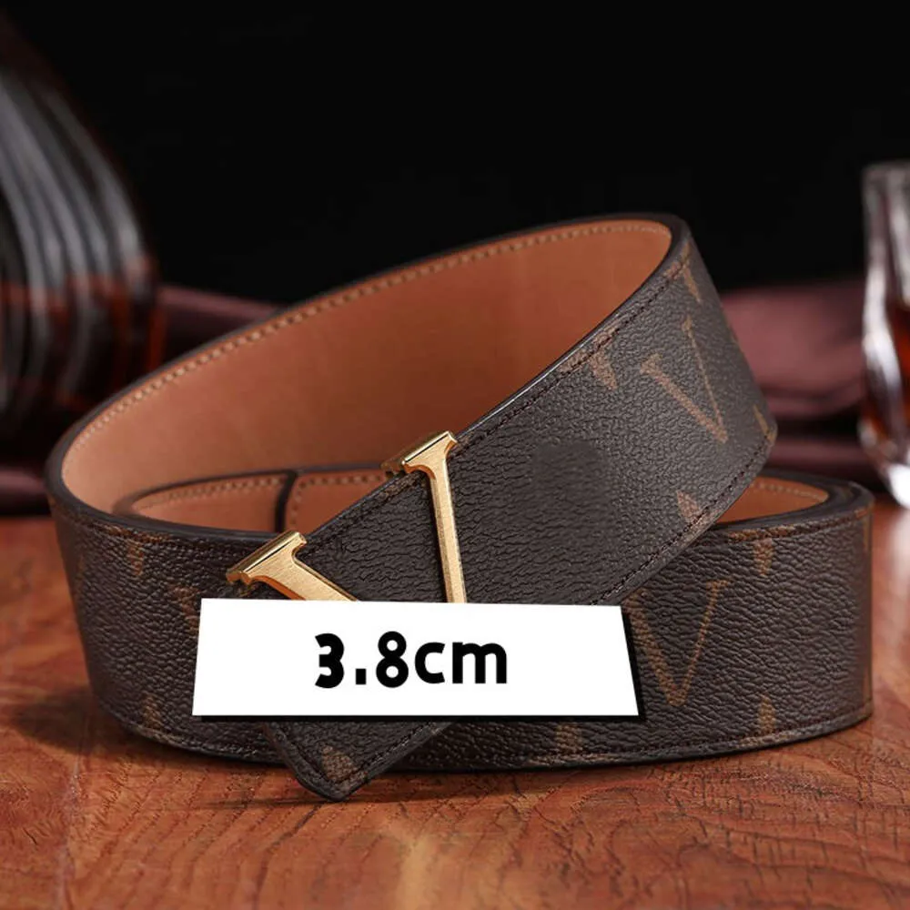 Mensbältesdesigner Womens Leather Belt Fashion Buckle Belts Cinturones Black Brown 38 cm Wide White Box Alloy2Glh Louisely Vuttonly Crossbody Viutonly Vitt JS1Z