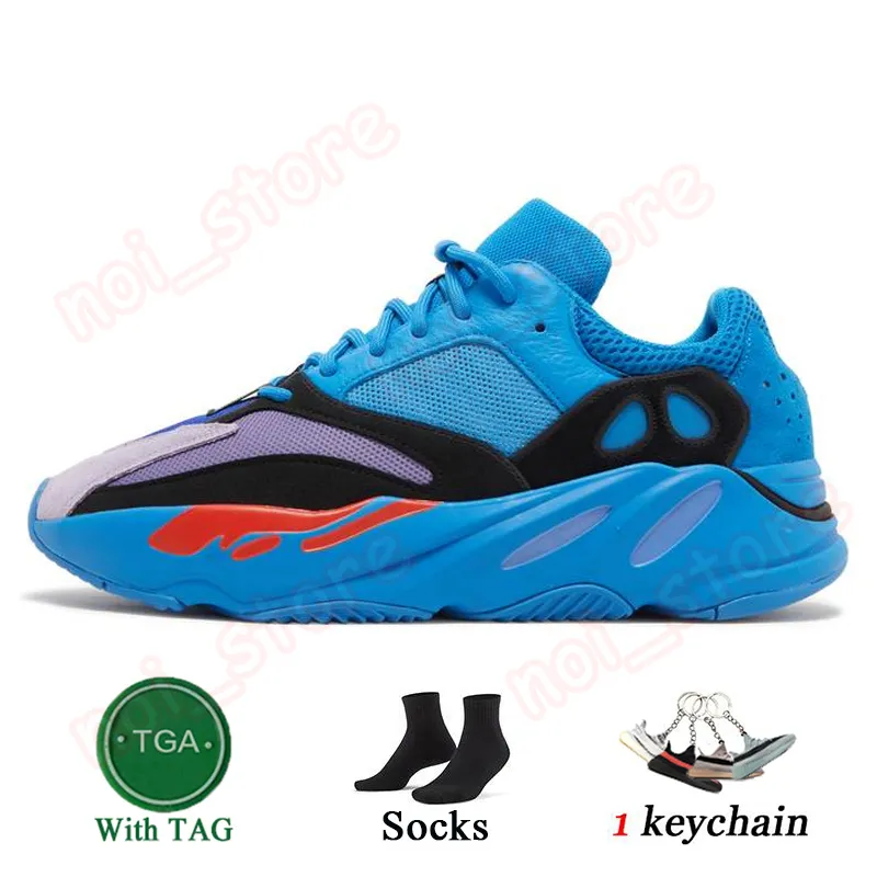 Hotsale 700 V2 V3 Running Shoes for Mens Womens Trainers Clay Brown Kyanite  Azael Analog Azareth Utility Black Magnet Bright Blue Sports Sneakers -  China Shoes and Women Shoes price | Made-in-China.com