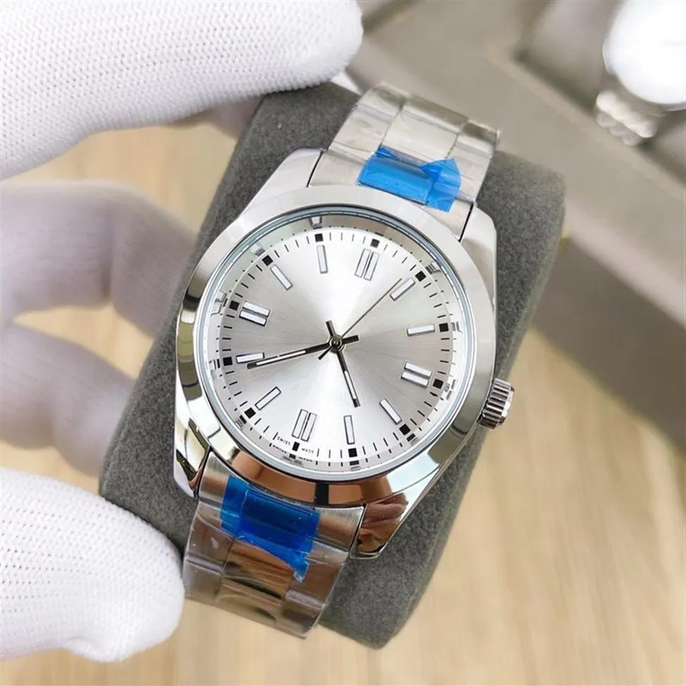 Mens Designer Watch Fashion Luxury Men Watches Stainless Steel Quartz Wristwatch Classic Style 40mm Sports Clocks Man Montre De Lu282G