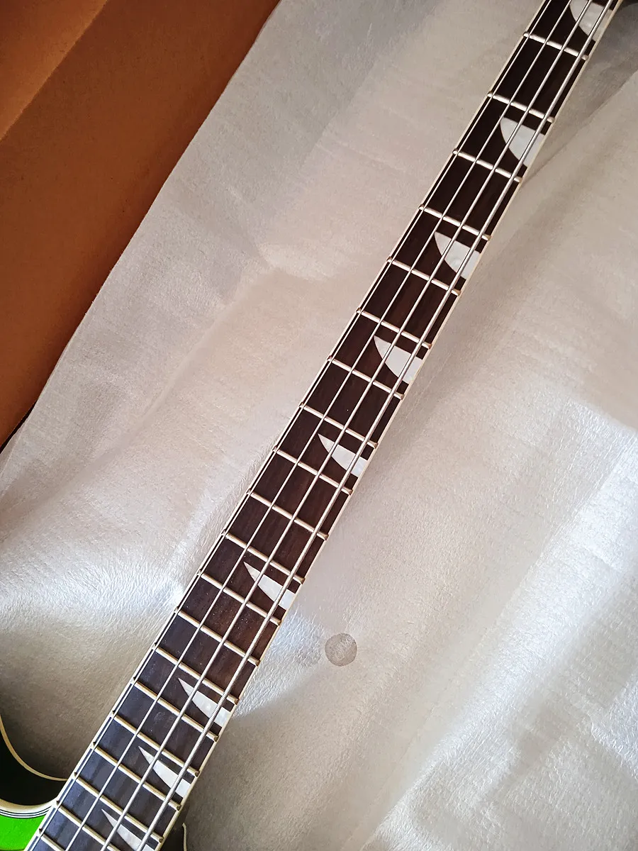 Yeni Elektro Gitar 4 İpi Solak Bas Gutars'ı Özelleştir Vintage Clear Green Gloss