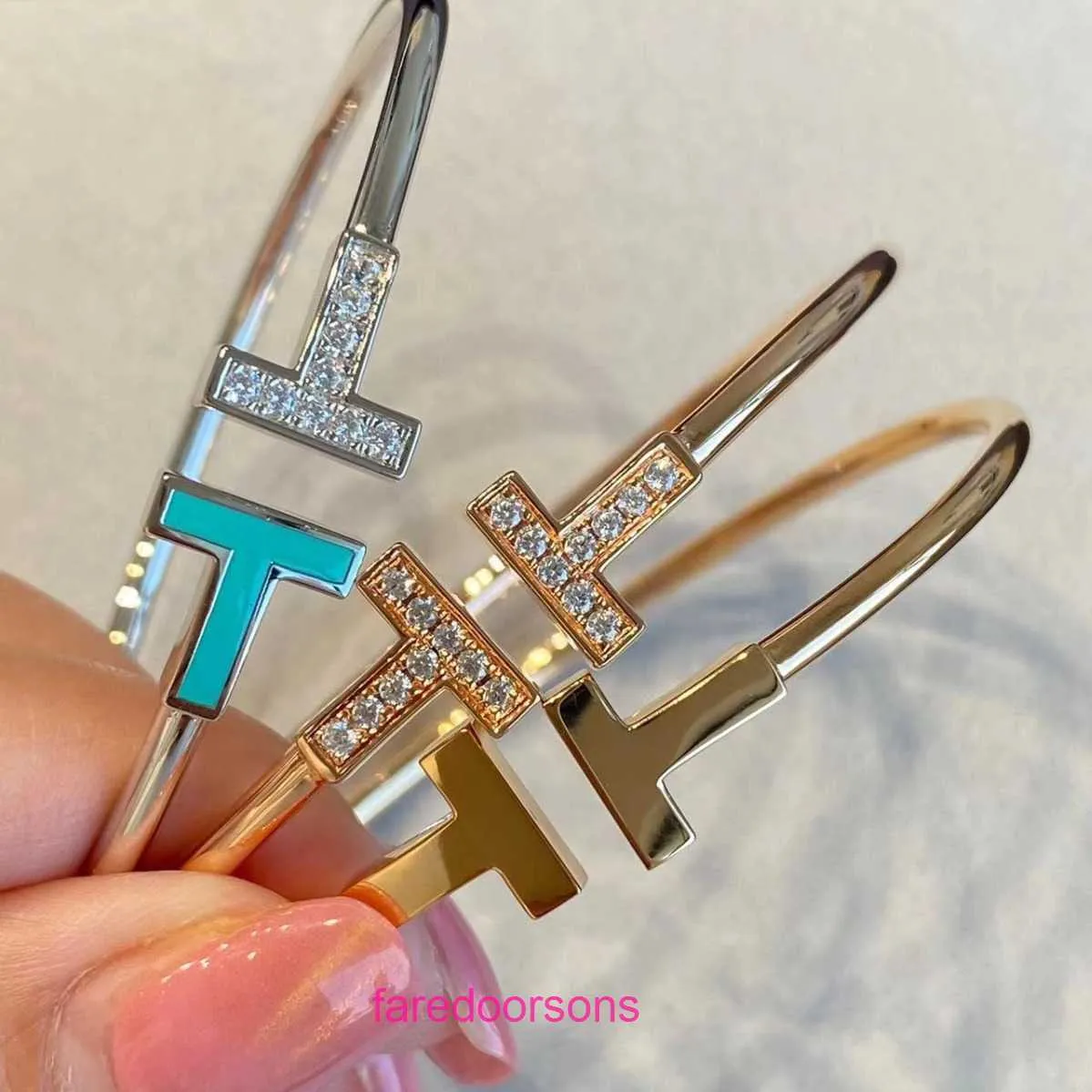 Designer jewelry Tifannissm Bracelets Double T Set Diamond New Full Bracelet with Versatile Style Plated 18k White Gold Rose for With Original Box
