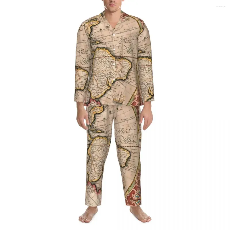 Vêtements de nuit pour hommes Vintage Automne Cartes Imprimer Surdimensionné Pyjama Ensemble Hommes À Manches Longues Kawaii Loisirs Modèle Vêtements De Nuit