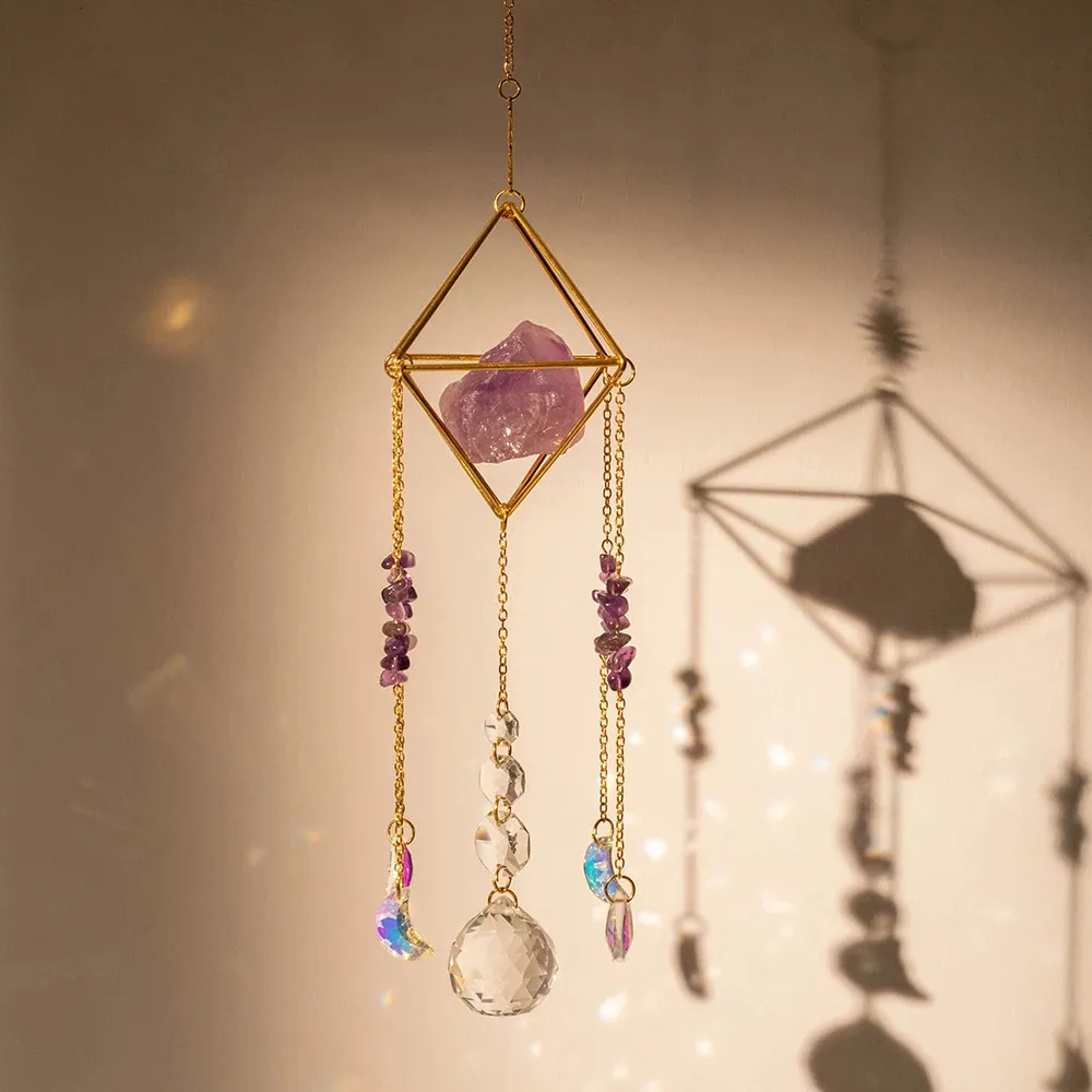 Oryginalny projekt Amethyst Crystals Moon Suncatcher Rainbow Maker Wiszący Ozdoba okienna Ornament Outdoor Indoor Garden Craft 231227
