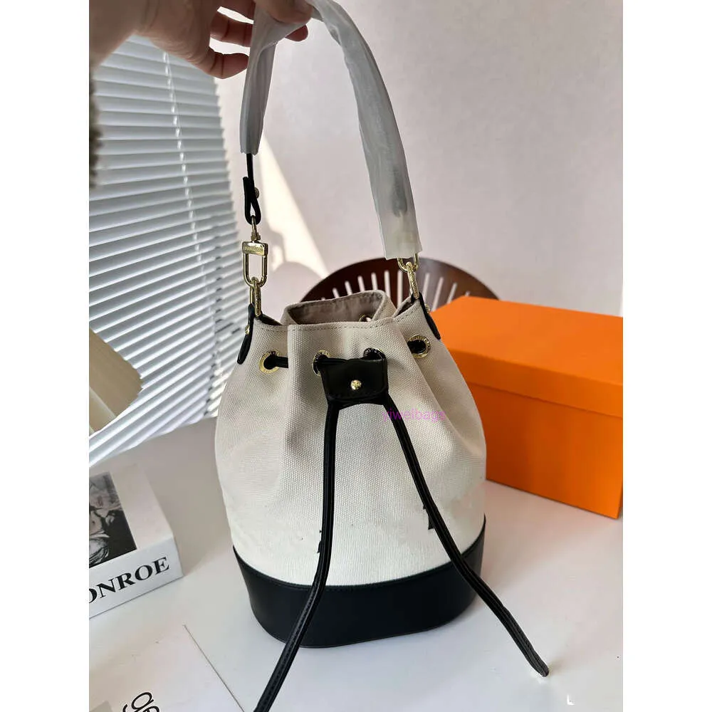 sac d'épaule de haute qualité SS22 Nigo 2 Randonee Limited Livily Package Fashion Sacs Shopping Shopping Crossbody Messenger Sacs