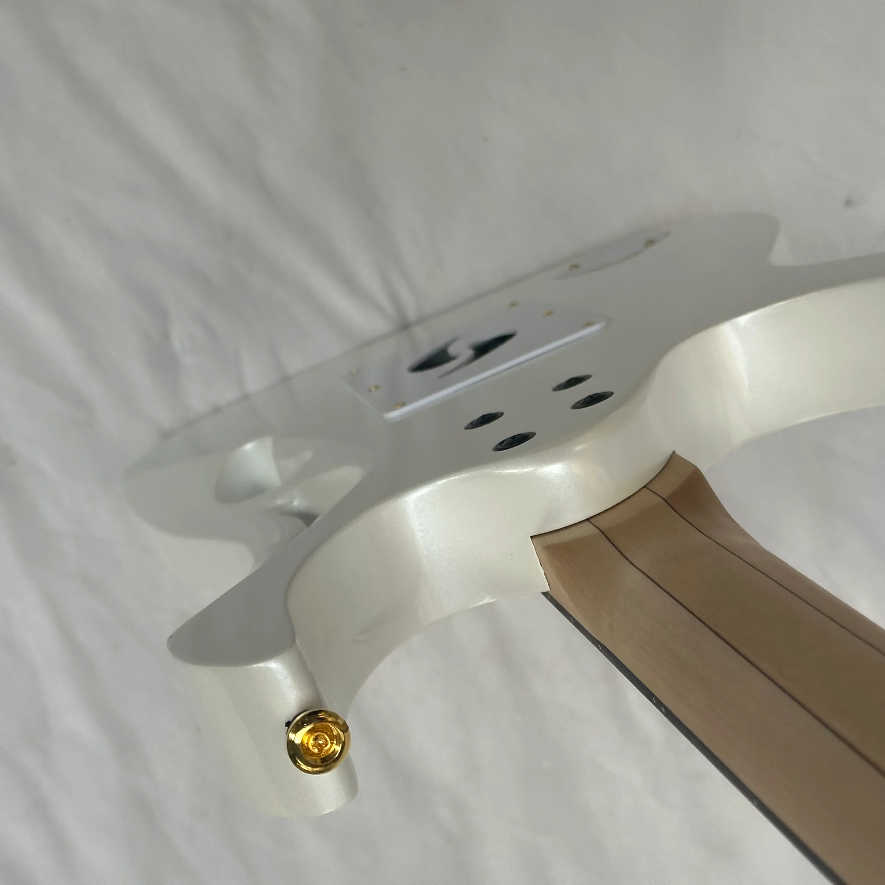 Electric Guitar, White, HSH Pickups, Gold Parts, From Electric Guitar, White, HSH Pickups, Gold Parts, From