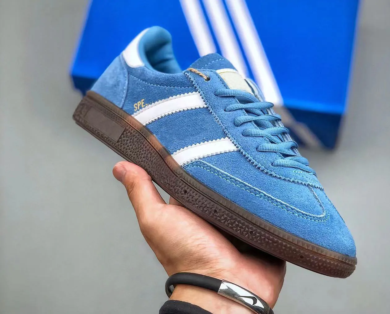 Pallamano Spezial Navy Scarpe da corsa Donna Uomo Quasi Giallo Nero Grigio Marrone Gomma Azzurro Bianco Notte artica Rosa trasparente Scarpe da ginnastica ab