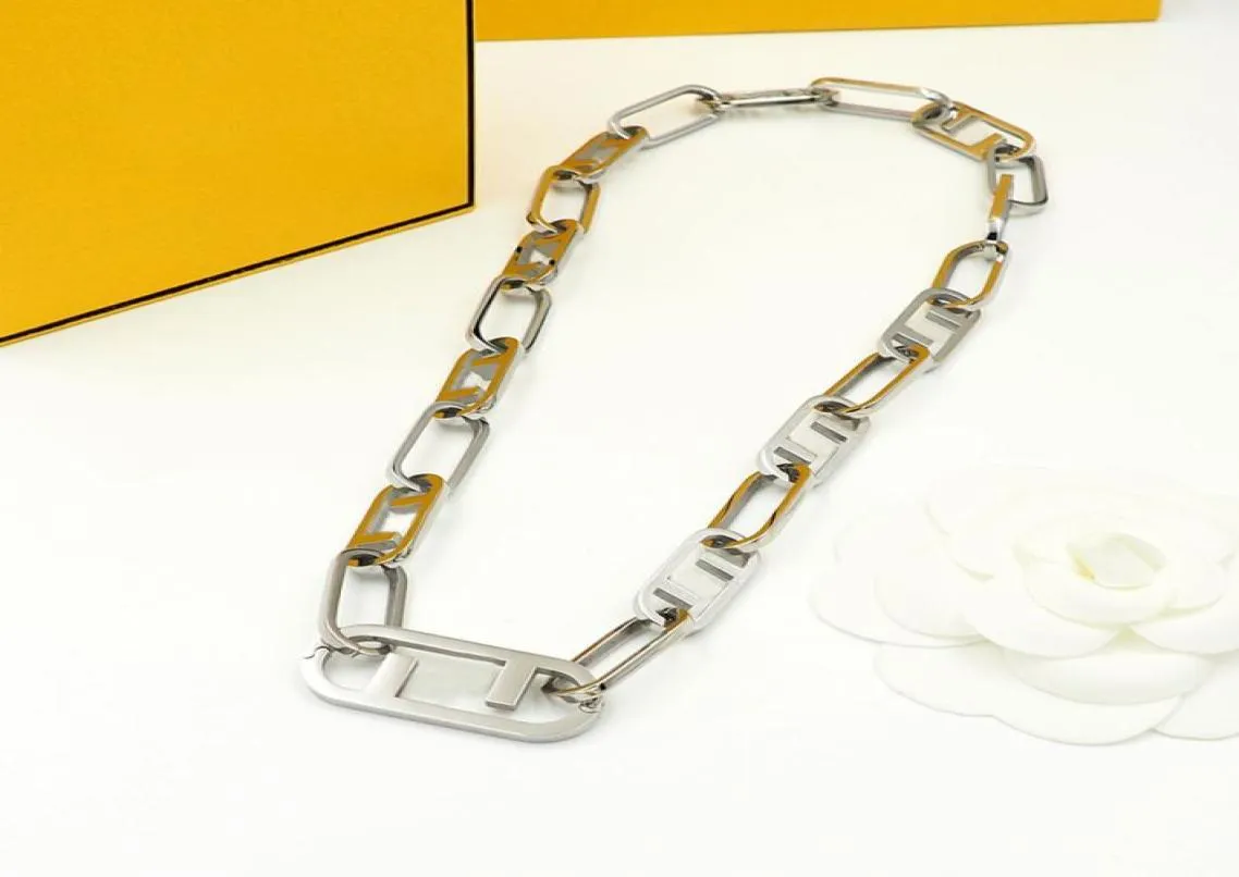 Colliers pendentifs de créateurs pour femmes Chaînes pour hommes Chaînes Gold Collier Silver Pendent F Colliers de mariage GI2544804
