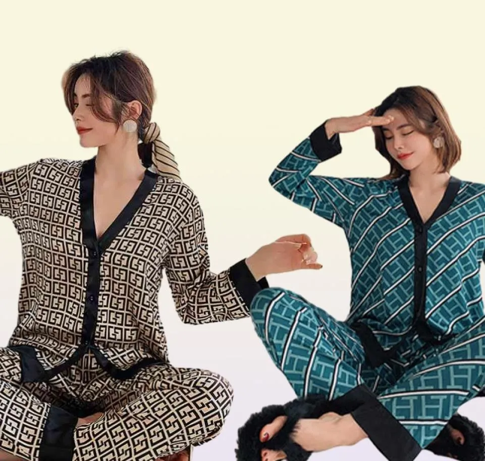 Fiklyk kvinnor039s pyjamas set v hals design lyxiga korsbokstäver tryck sömnkläder silke som hemkläder nattkläder satin pyjamas s3016904