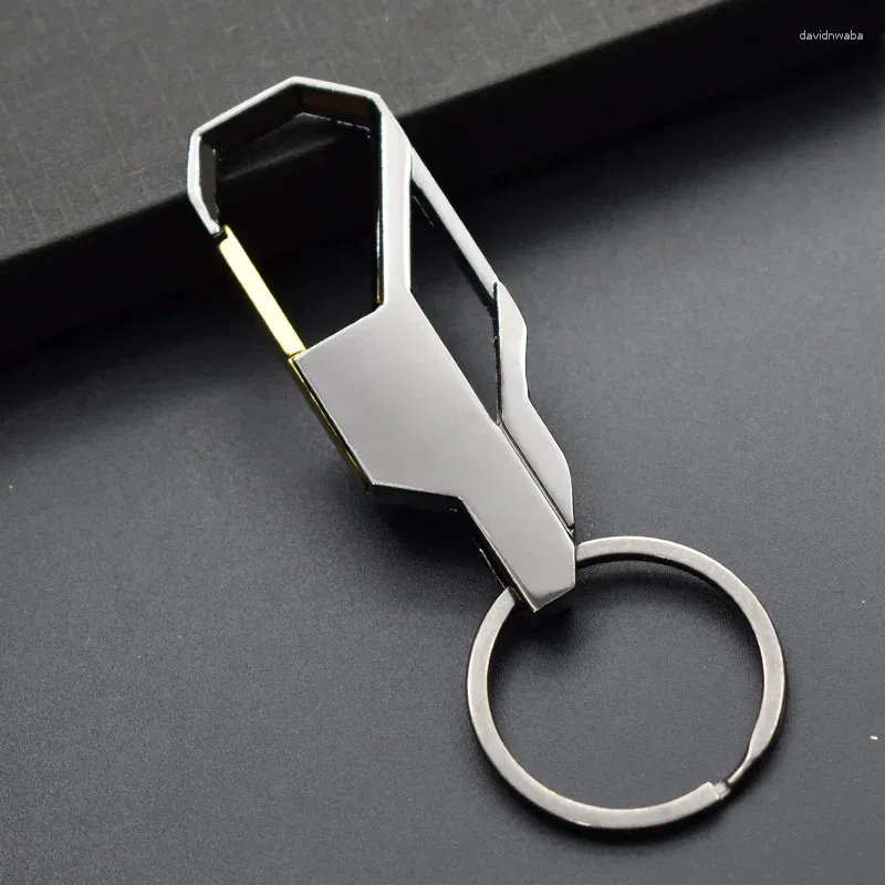 Keychains Fashion Metal Men Keychain Black Clasp Creative DIY Keyring Holder Car Key Chain for Jewelry Gift