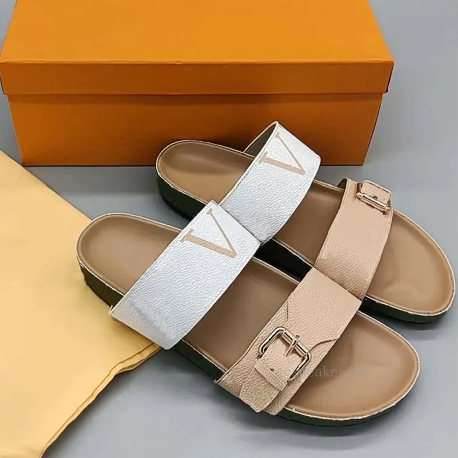 Lyxiga bilder designer kvinnor sandaler plattform tofflor bom dia platt komfort mule flip flops berömda varumärke sommar buckle strand äkta läder casual skor c28