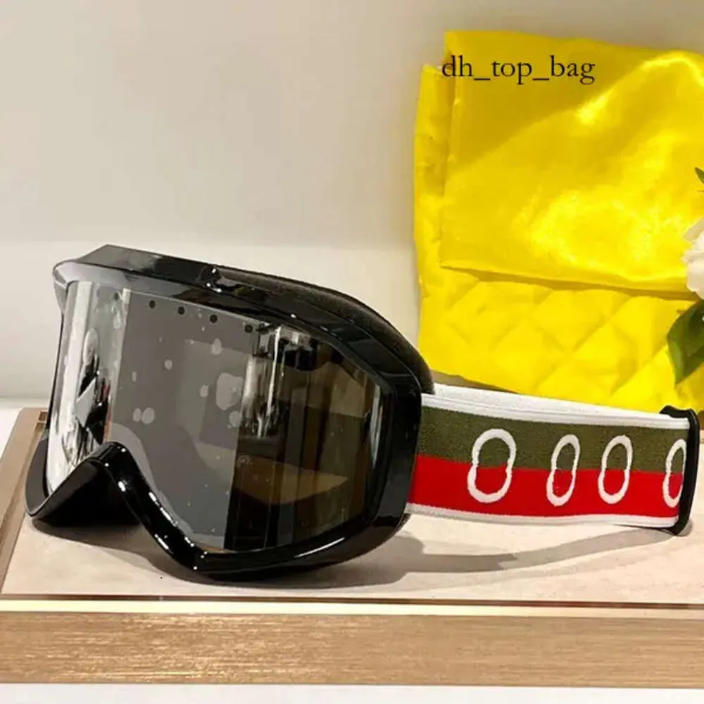 Tasarımcı Kayak Goggles Kayak Güneş Gözlüğü Profesyonel Üst Kaliteli Pembe Gözler Mavi Çift Katmanlı Sis Korumalı Kış Dış Mekan Kar Kayak 1443