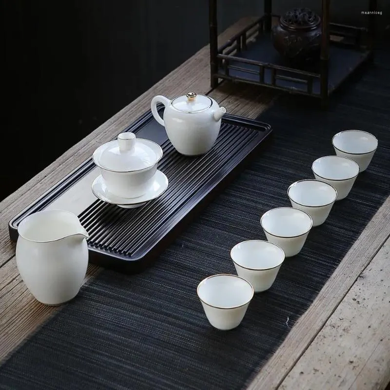 Set da tè Set da tè Teiera in ceramica squisita Tazza da tè Cina Inumidire la bevanda cinese bianca