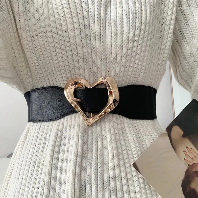 Ceintures Big Love Heart Metal Boucle Boucle Femmes Elastic Nylon Pu Leir en cuir Simple Girl Girl Robe Jupe Decorative Sangle