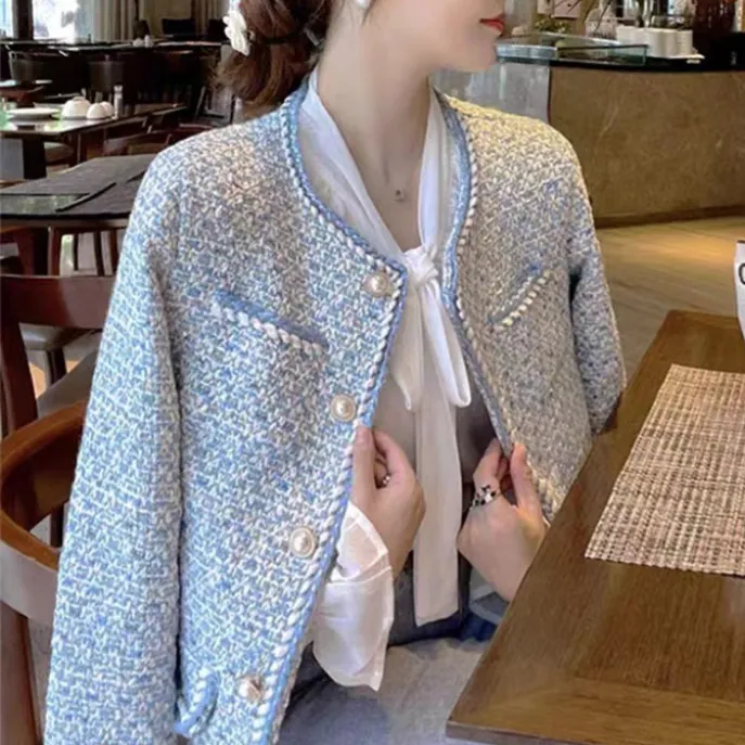 Elegant White Tweed Jacket - Spring Womens Outerwear