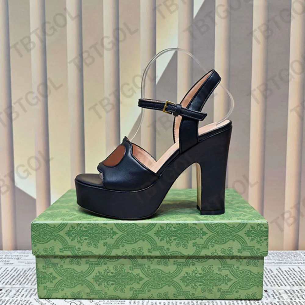 Sandali legno tacco alto deals