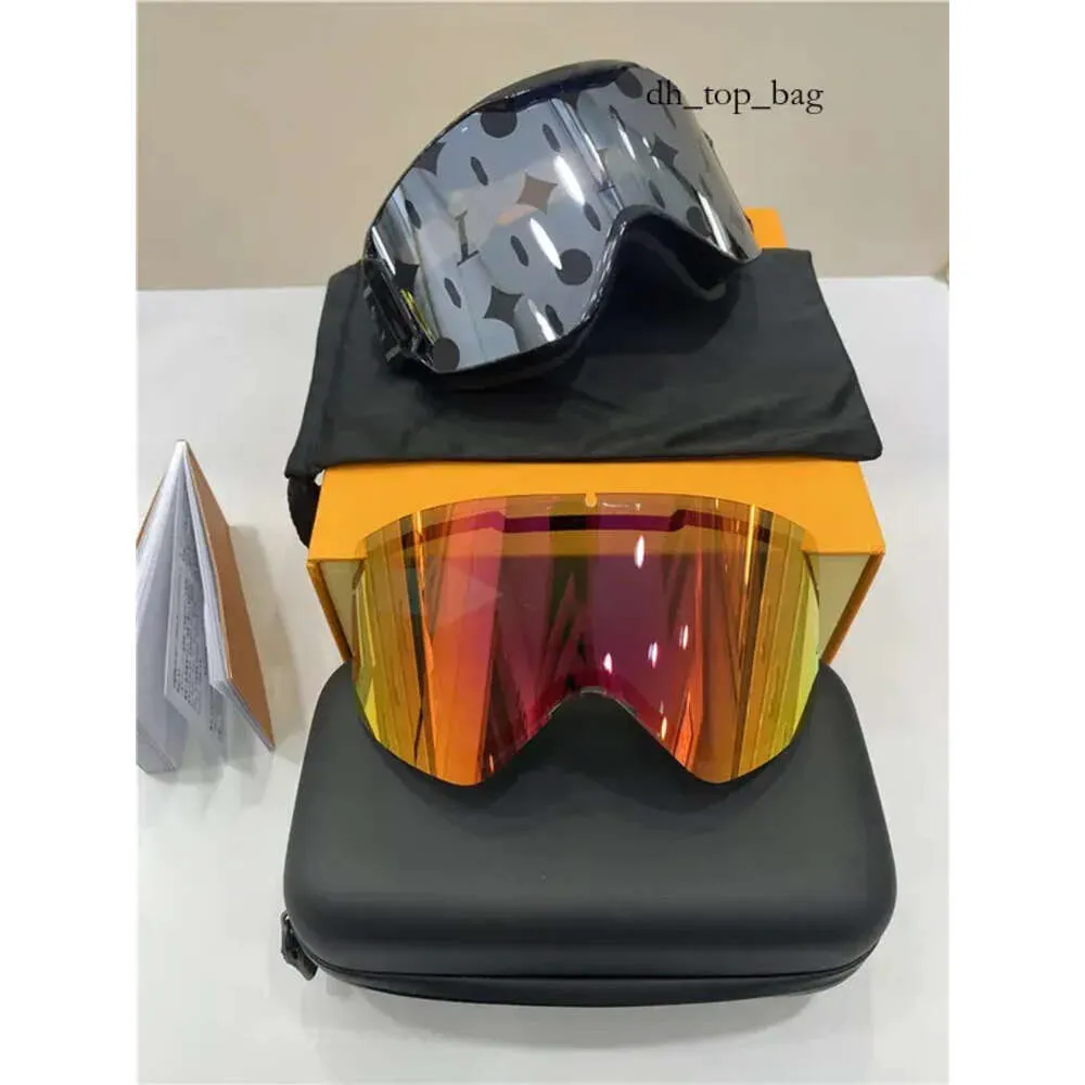 Lyxdesigner Ski Goggles Solglasögon för män och kvinnor Womens Lady Ladies Sun Glass Goggle Eyewear Large Protective Cool med 6977