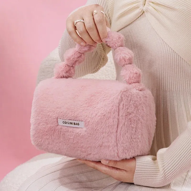 Storage Bags Lambswool Fur Makeup Kawaii Pink Plush Organizer Young Lady Girls Travel Cosmetic Bag Cute Soft Pen Brush Pouch