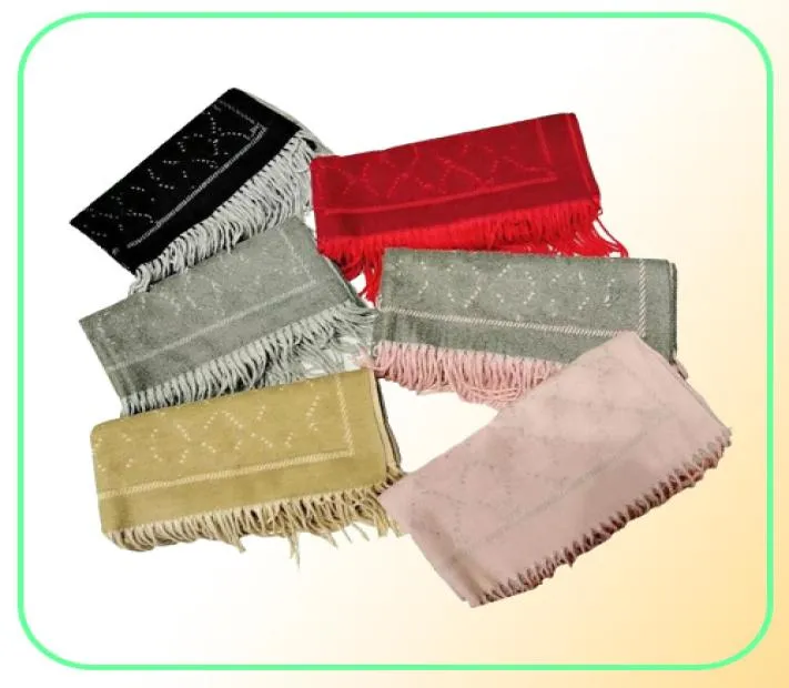 Écharpe de créateur Highend Women039s Foulards Col chaud Foulard Châle de haute qualité Écharpes en cachemire imprimées Taille 18065cm1387178