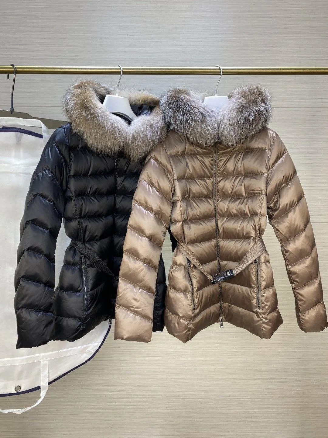 Mon Design Womens Down Jacket Winter Jackets Coats Real raccoon fur collar Warm Fashion Parkas With Belt Lady cotton Coat Outerwear Big Pocket