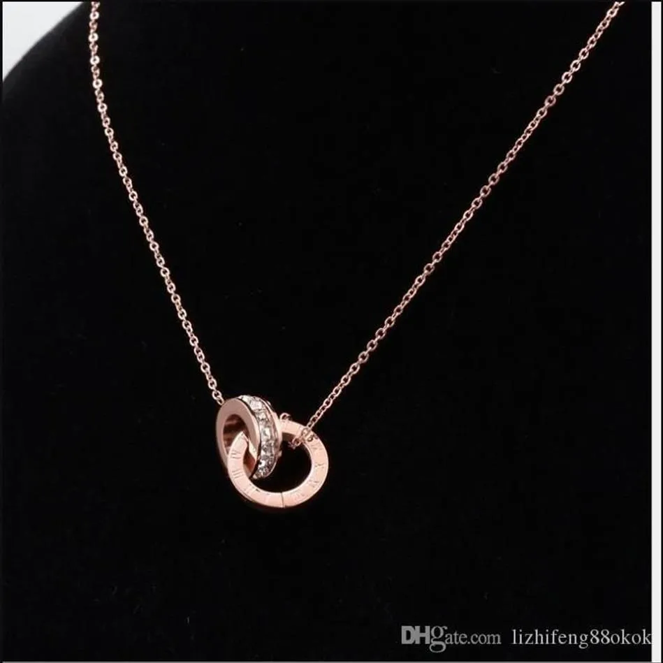 Nieuwe titanium staal Rose Diamond Rome digitale korte ketting met dubbele knop337T